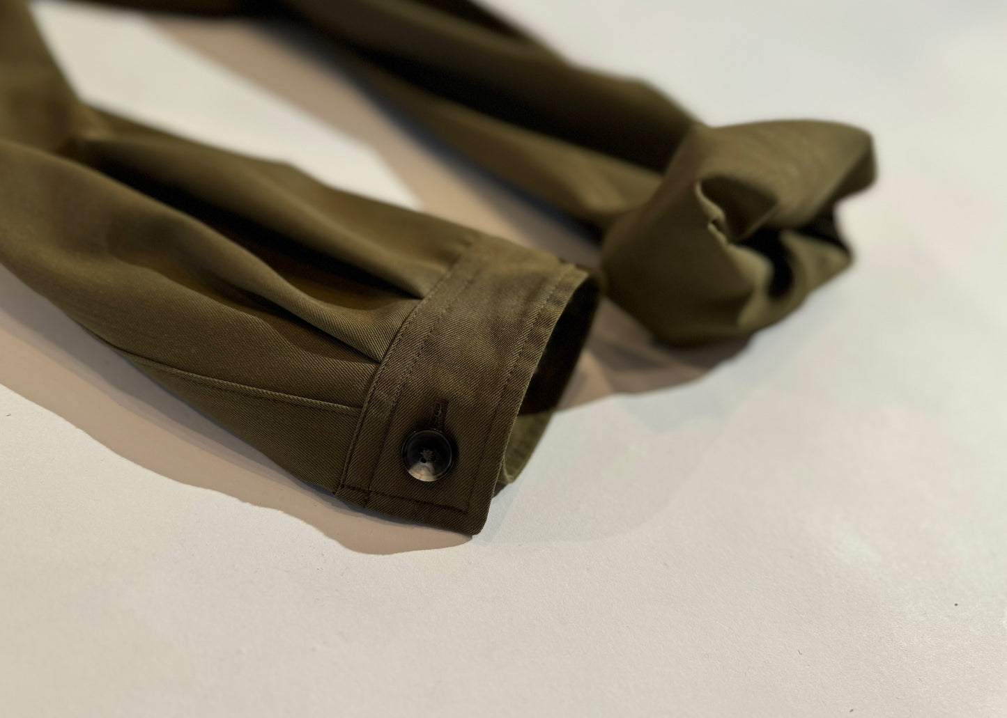 HEUGN / ユーゲン “Ian Wool / SHIRT091”