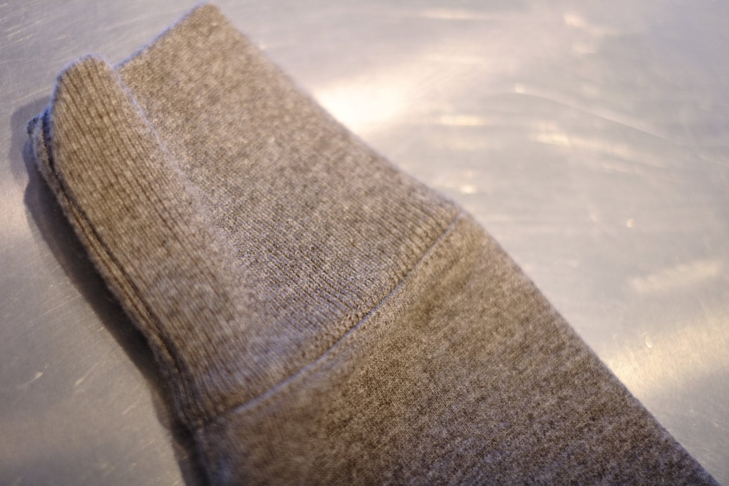 slopeslow / スロープスロー "turtle neck sweater”