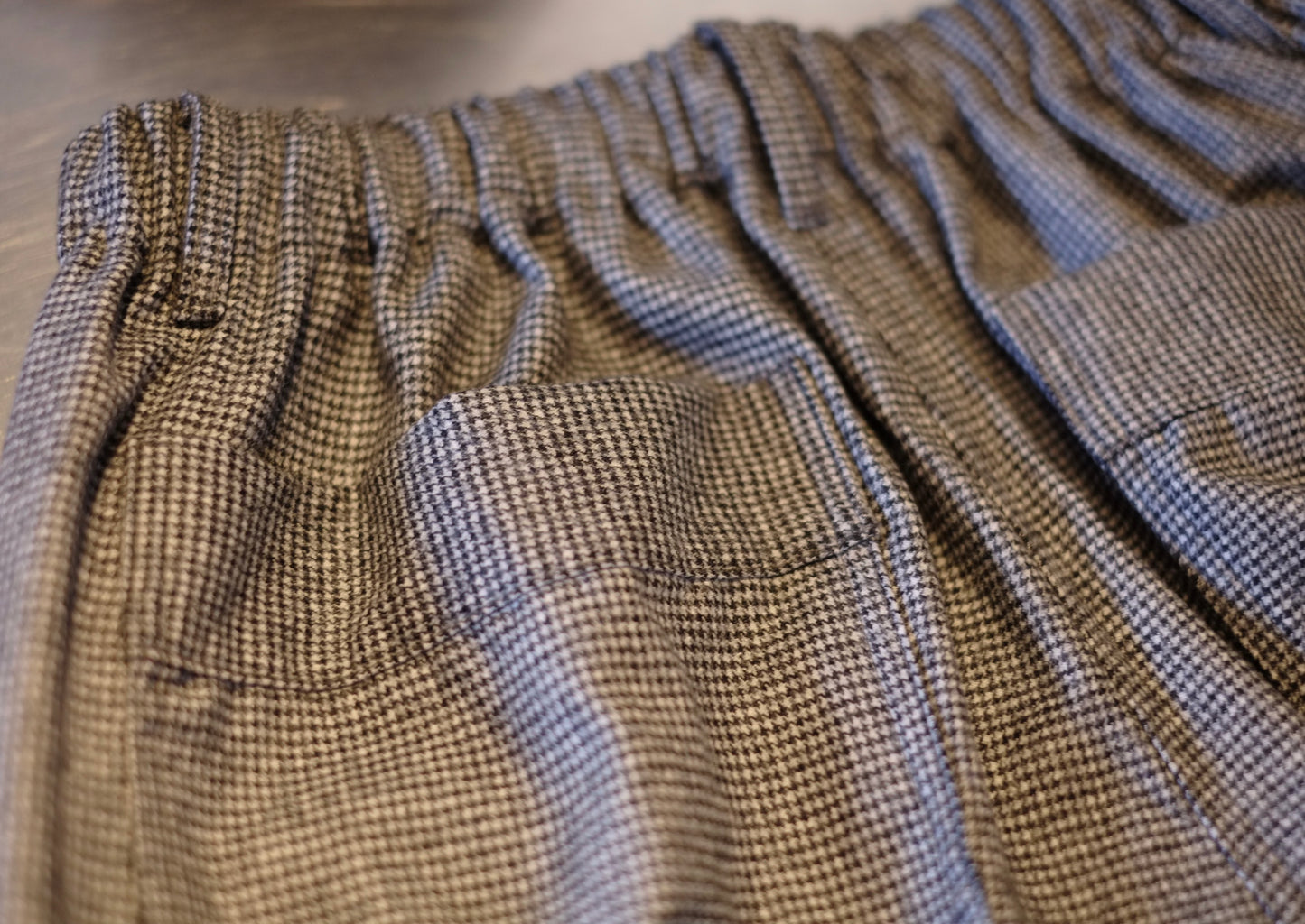 la favola / ラファーボラ "Easy pants"