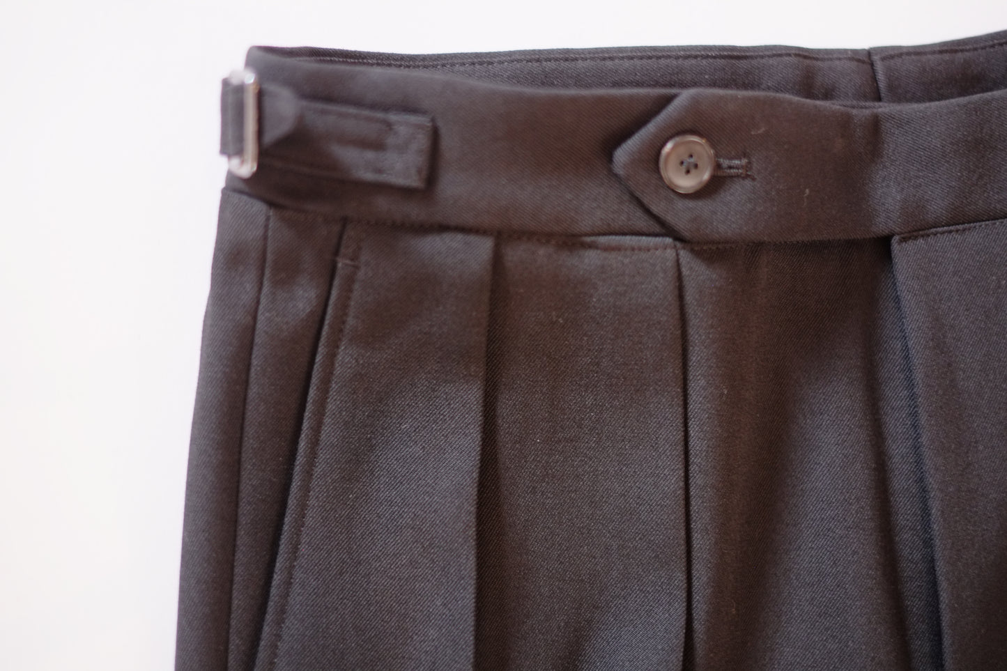 HEUGN / ユーゲン "Aaron Tapperd 2p Gaba / TROUSERS066"
