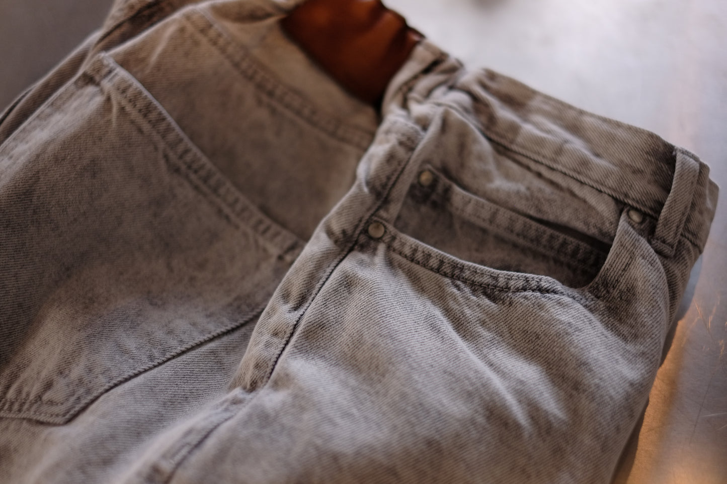 tsuzuli / ツヅリ "EZ DENIM 5PPANTS NARROW FIT FADE”