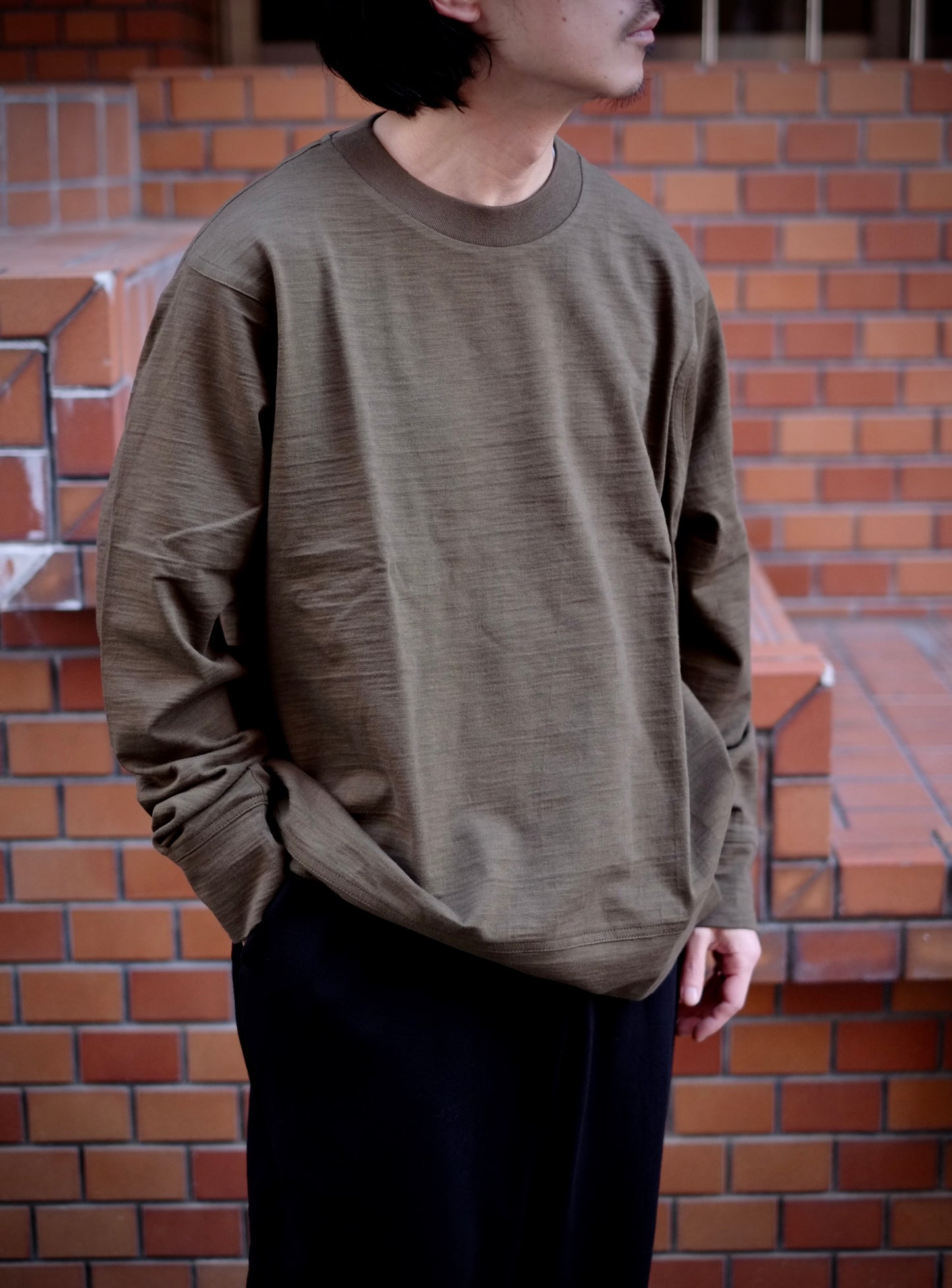 COLLECTION 001 WONDER ROOM/ワンダールーム ”L/S Crewneck Tee”