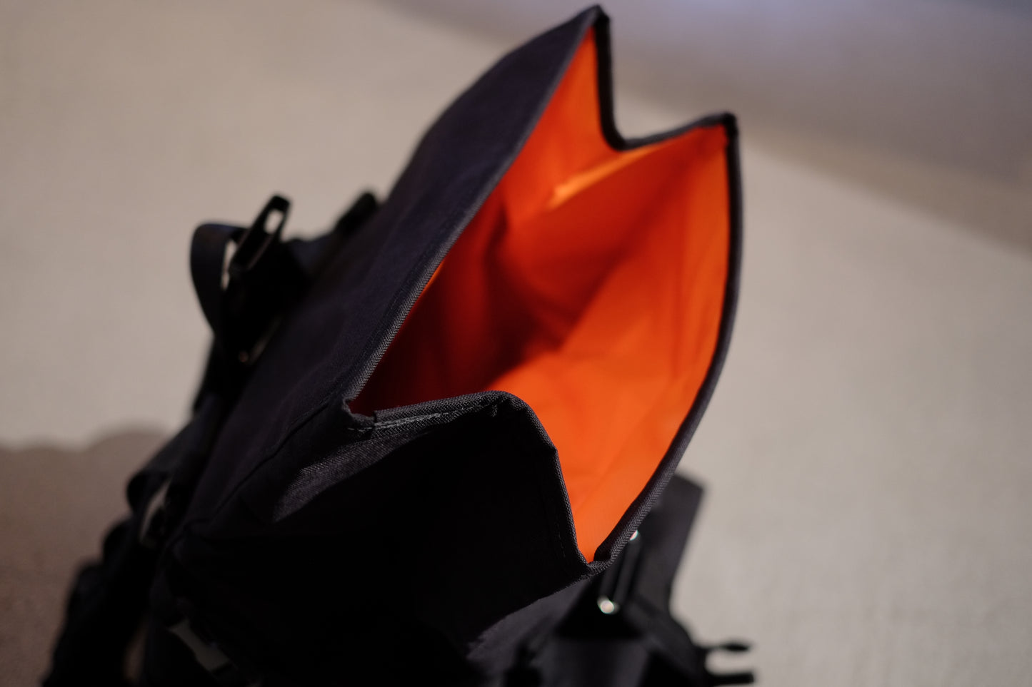 Zodiac baggage / ゾディアックバゲージ "XS Roll Top Bag"