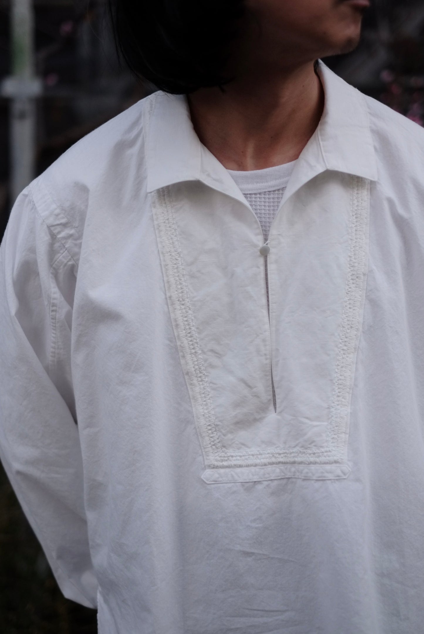 25SS SARTO / サルト “TUCKED SLEEVE EMBROIDERY BLOUSE”