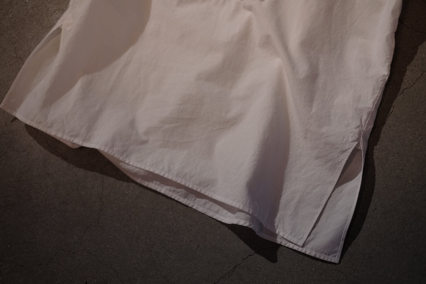 25SS SARTO / サルト “TUCKED SLEEVE EMBROIDERY BLOUSE”