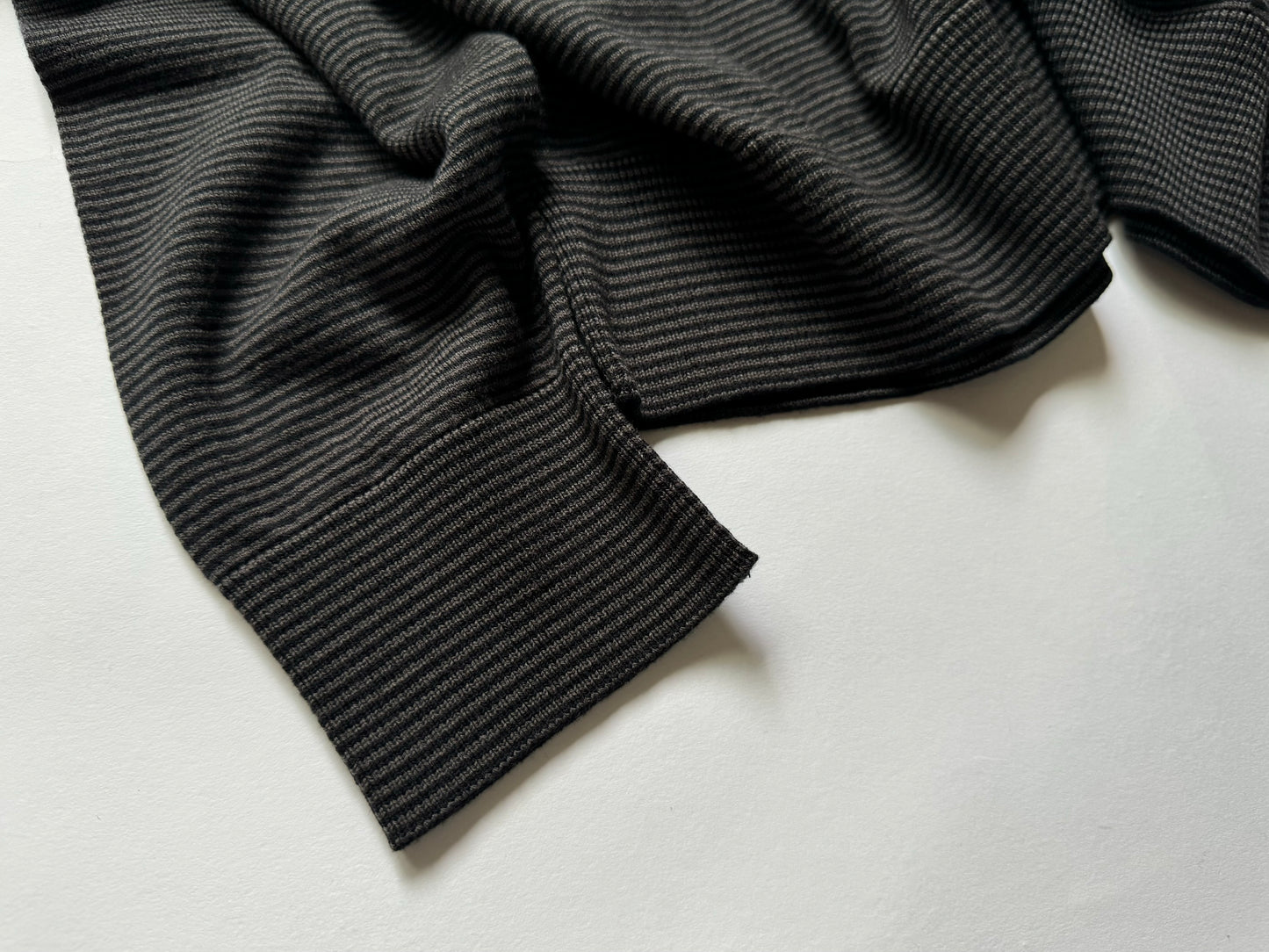HEUGN / ユーゲン "Roger Boader Wool T / CUT006"