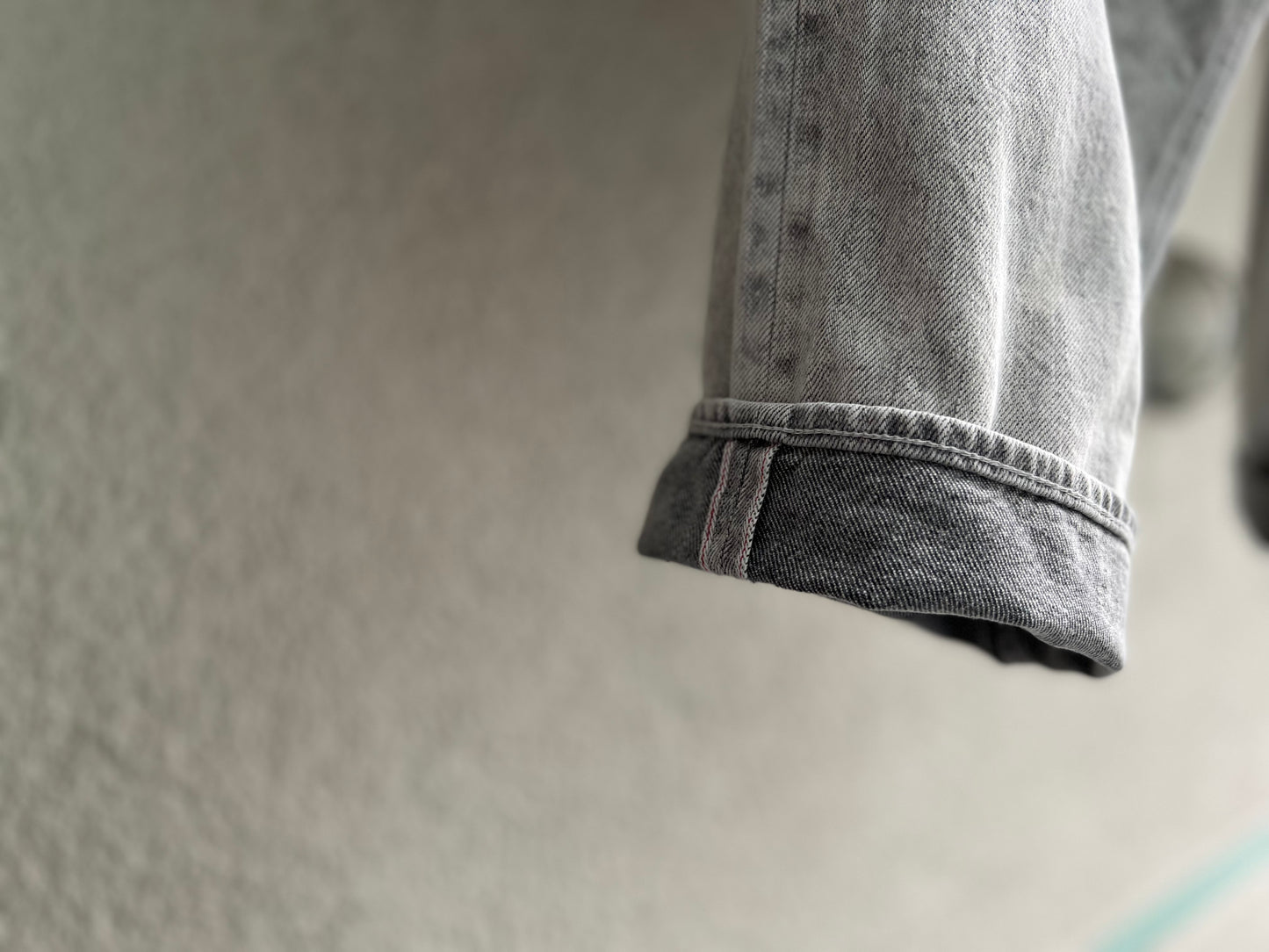 tsuzuli / ツヅリ "EZ DENIM 5PPANTS NARROW FIT FADE”