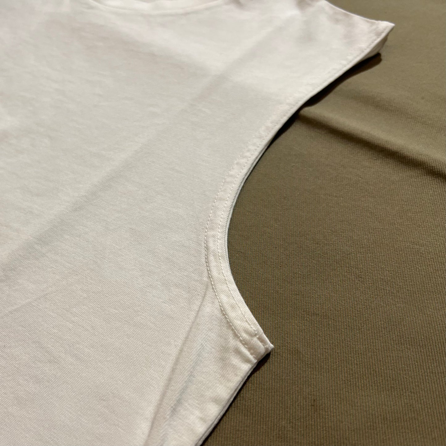 The Inoue Brothers - No Sleeve Top