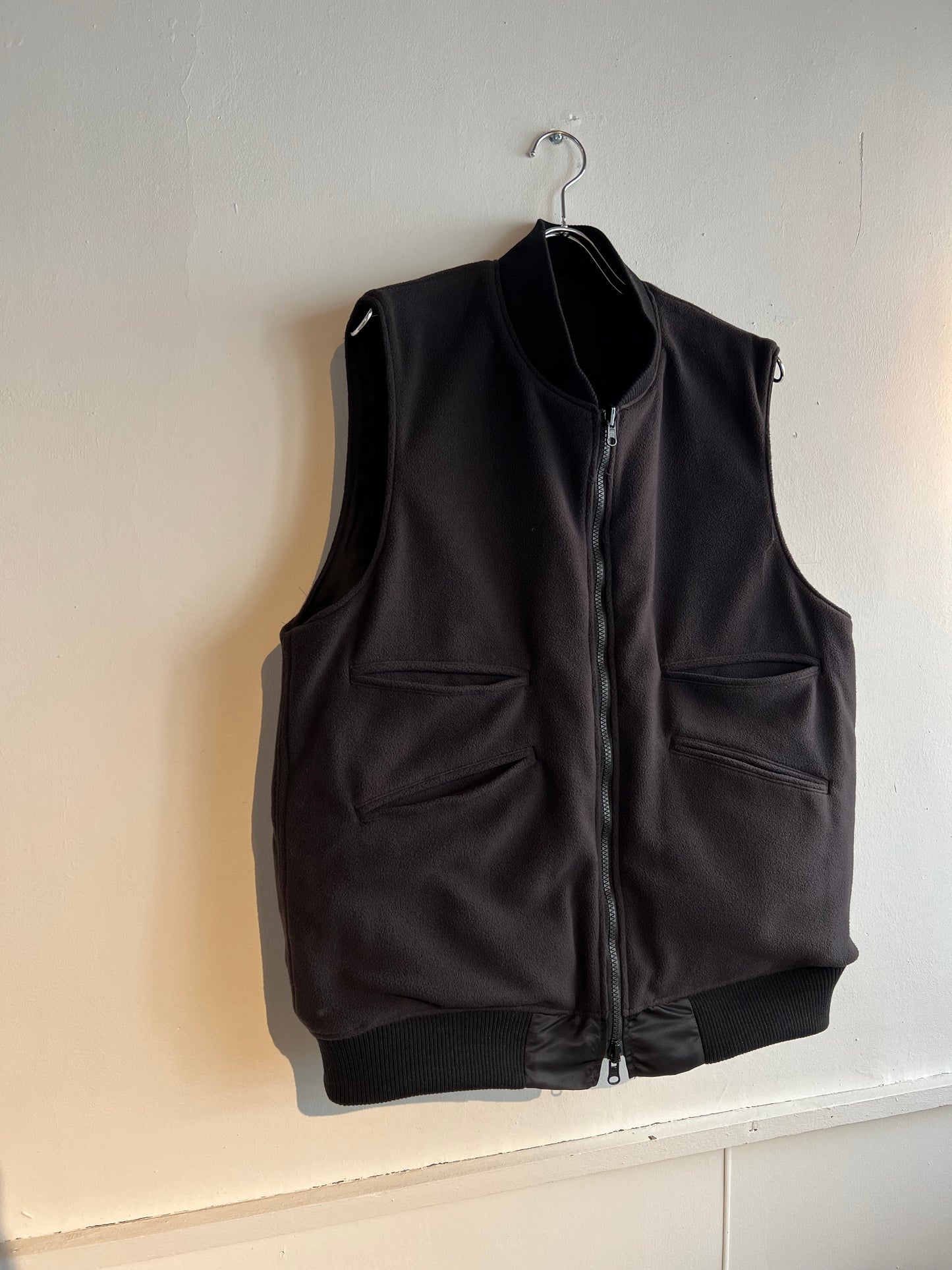 SASSAFRAS / ササフラス "Wheel Barrow Vest"