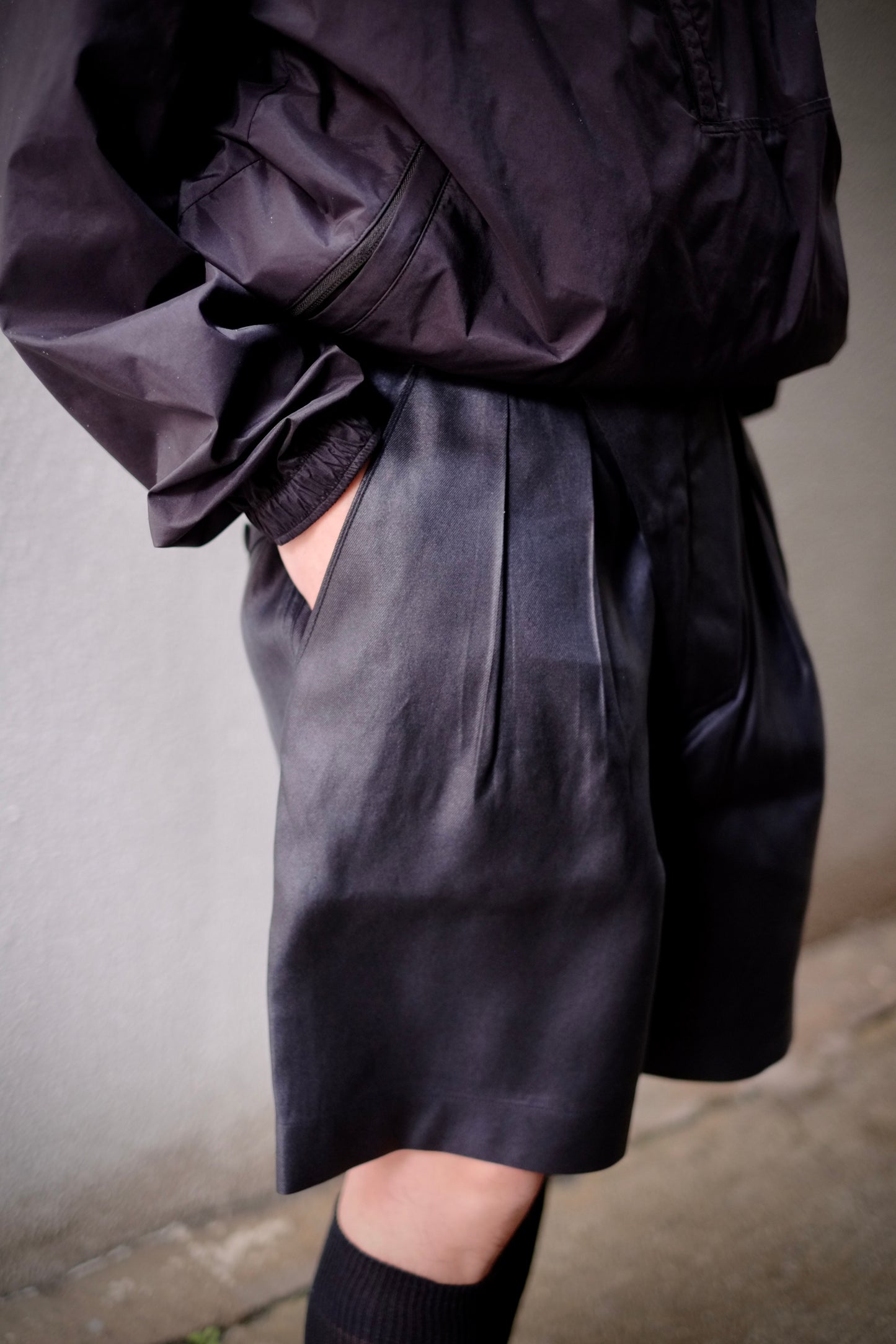 Motiv Mfg /モチーフ マニファクチャリング/ "Oblique Shorts"