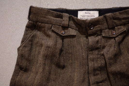 Kaval "Wool dobby herringbone"