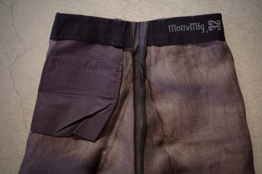 Motiv mfg-Pier Trouser お客様とのなにげない会話。