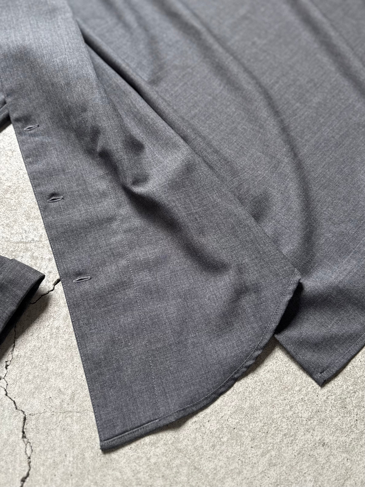 SARTO - HIGH TWIST WOOL WING COLLAR SHIRT