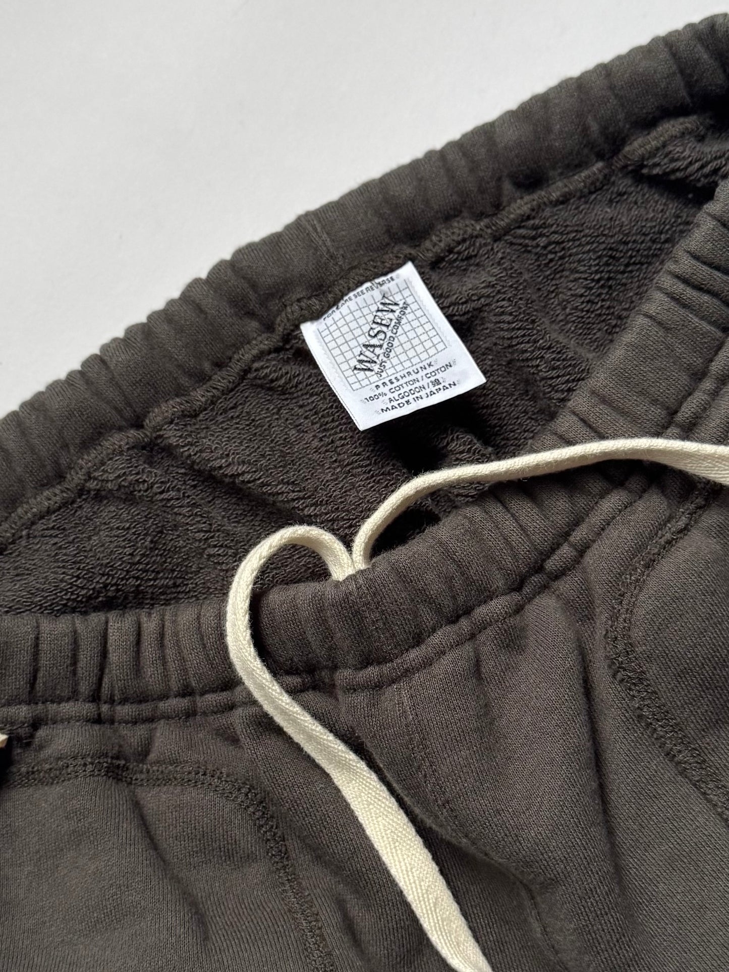 WASEW-ROUGH SWEAT SHORTS