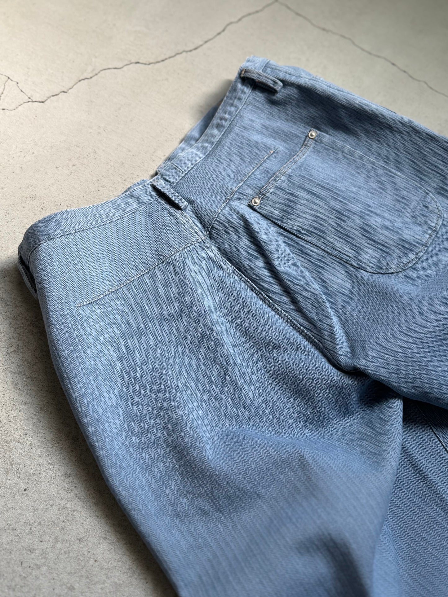 Motiv mfg - Uni Denim