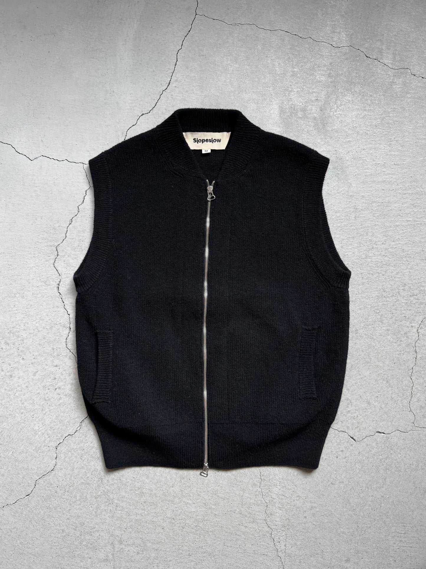 25AW slopeslow - zip front vest