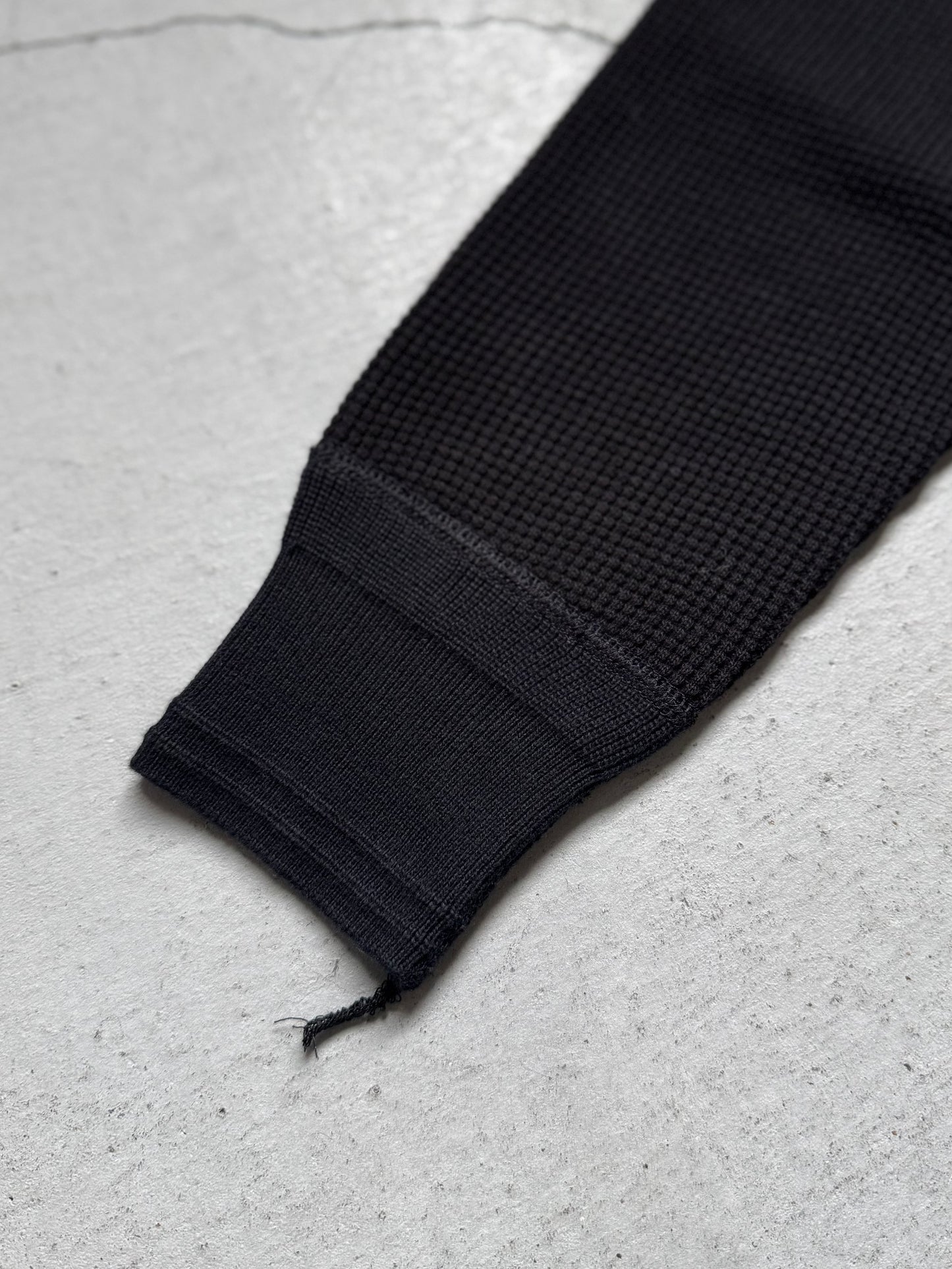 COLLECTION 003 WONDER ROOM ESSE - The Waffle