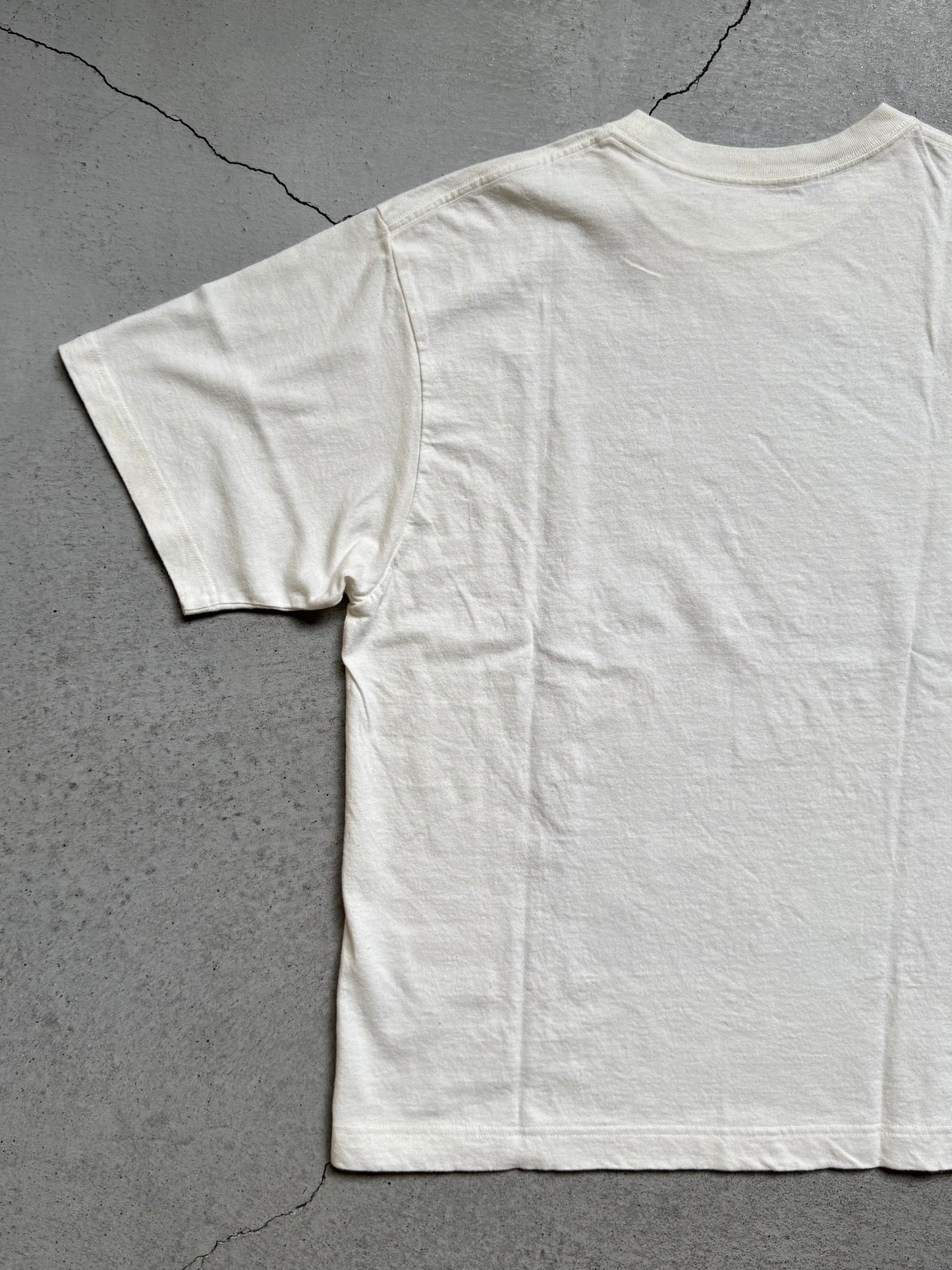 The Inoue Brothers - Julien Colombier  ”Poetic Lobbying Peach T-Shirt"