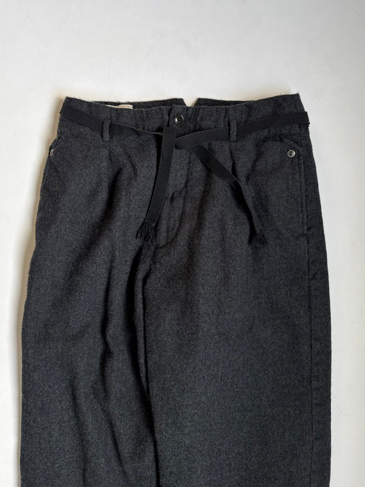 SARTO - FULLING WOOL BELTED TROUSERS