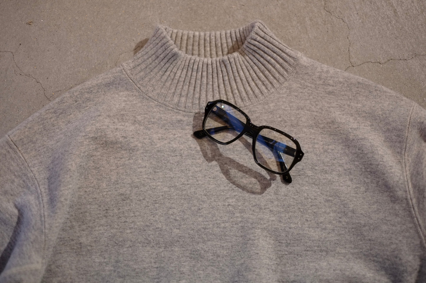 24AW slopeslow / スロープスロー "turtle neck sweatshirt”