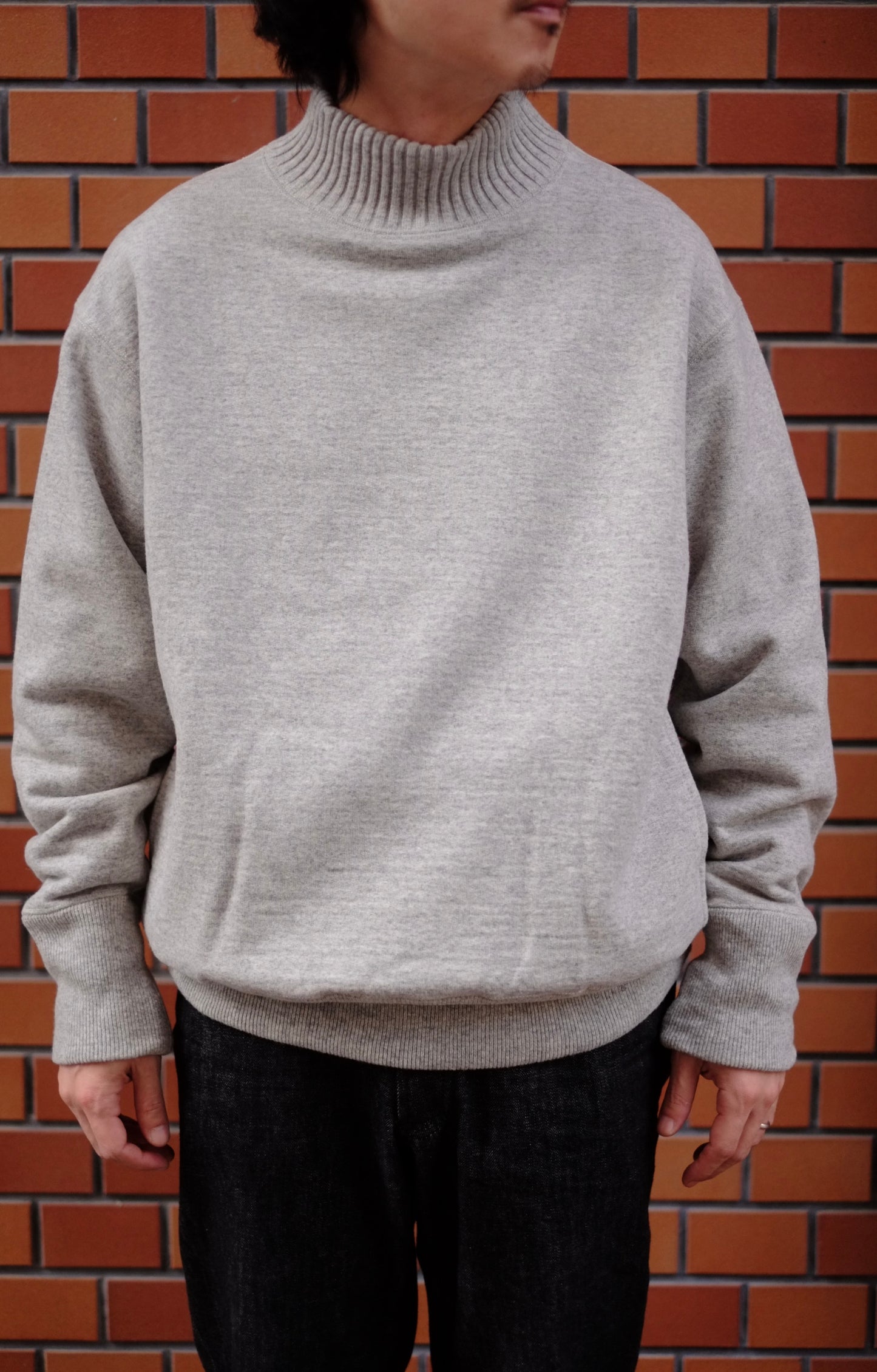 24AW slopeslow / スロープスロー "turtle neck sweatshirt”