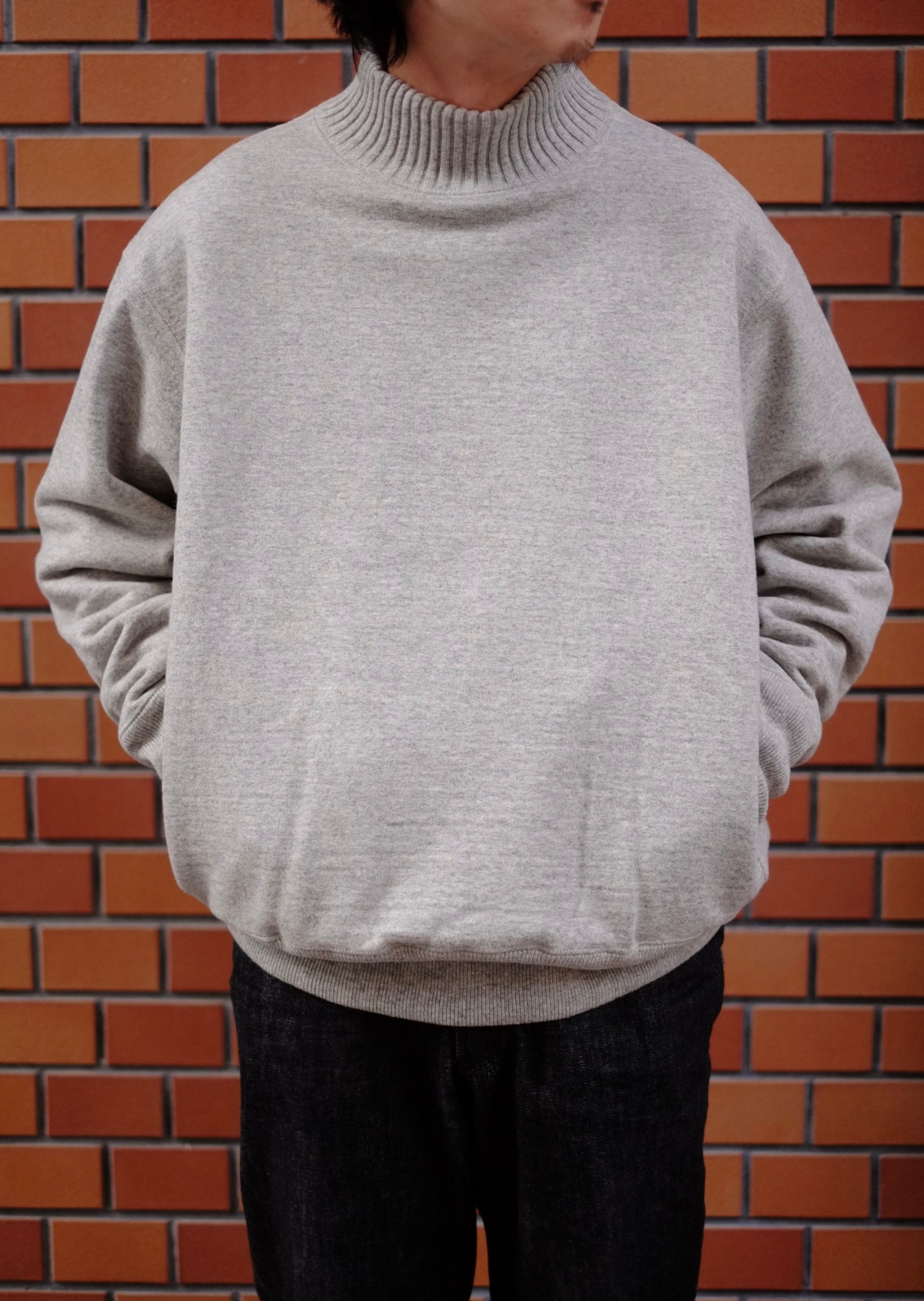 24AW slopeslow / スロープスロー "turtle neck sweatshirt”