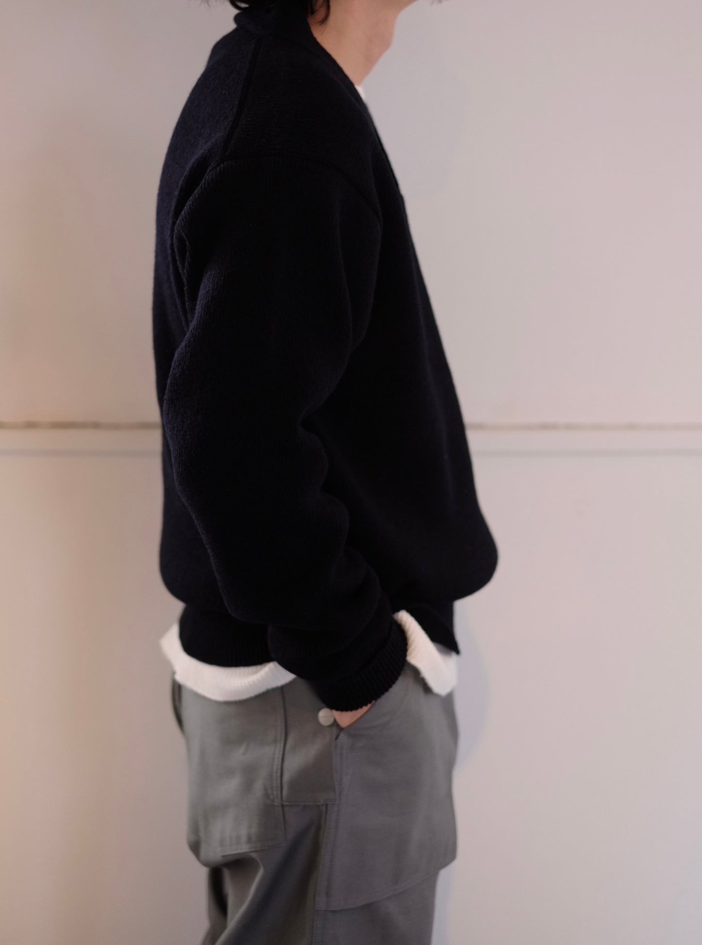 24AW slopeslow / スロープスロー "Cross V neck sweater"