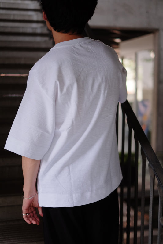 WONDER ROOM - Crewneck tee