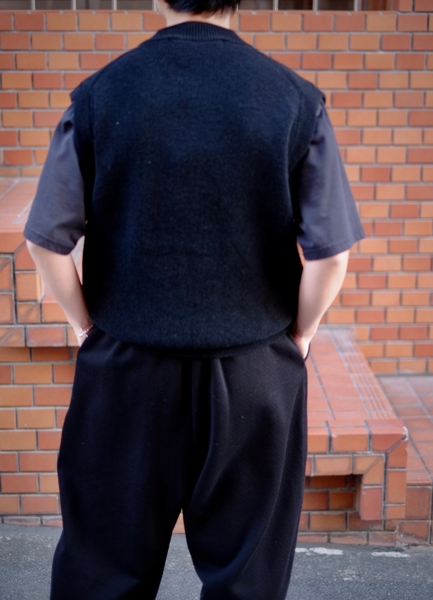 25AW slopeslow - zip front vest