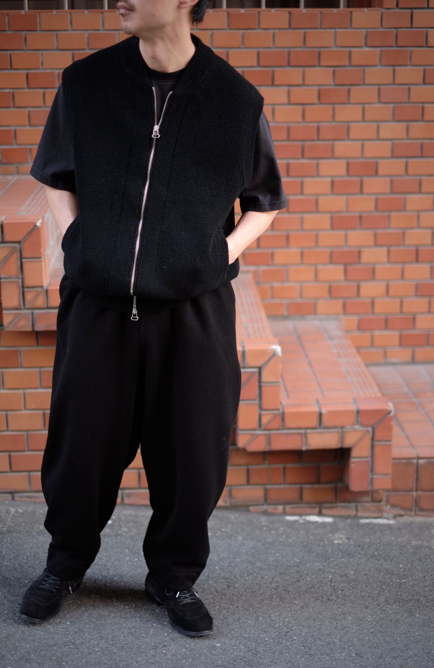 25AW slopeslow - zip front vest