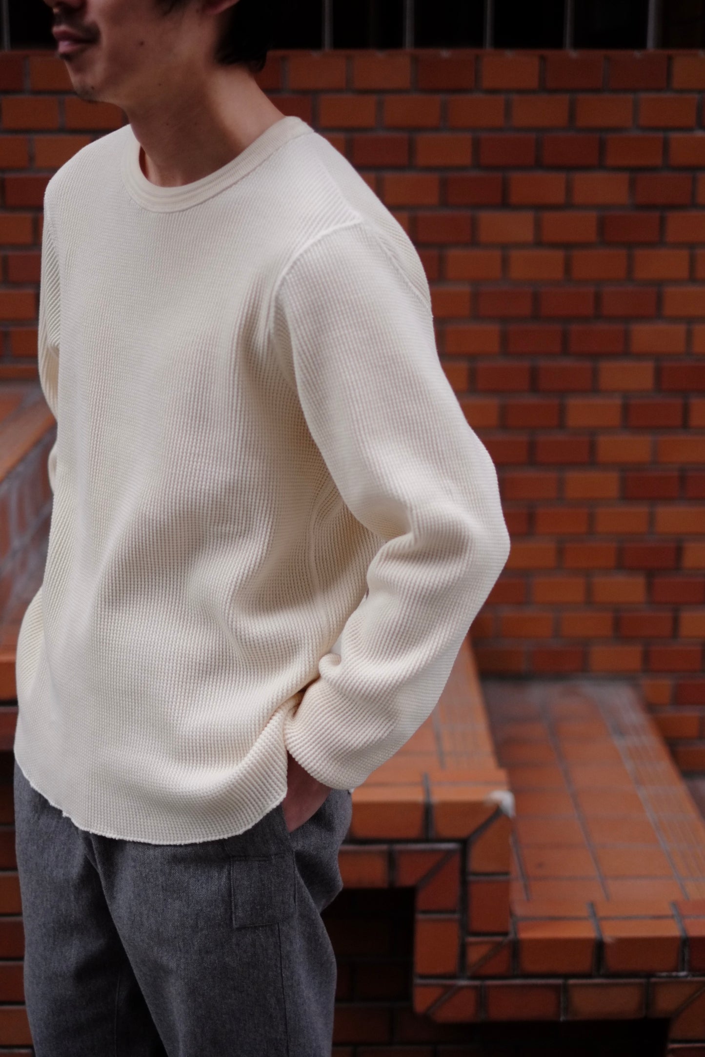 COLLECTION 003 WONDER ROOM ESSE - The Waffle