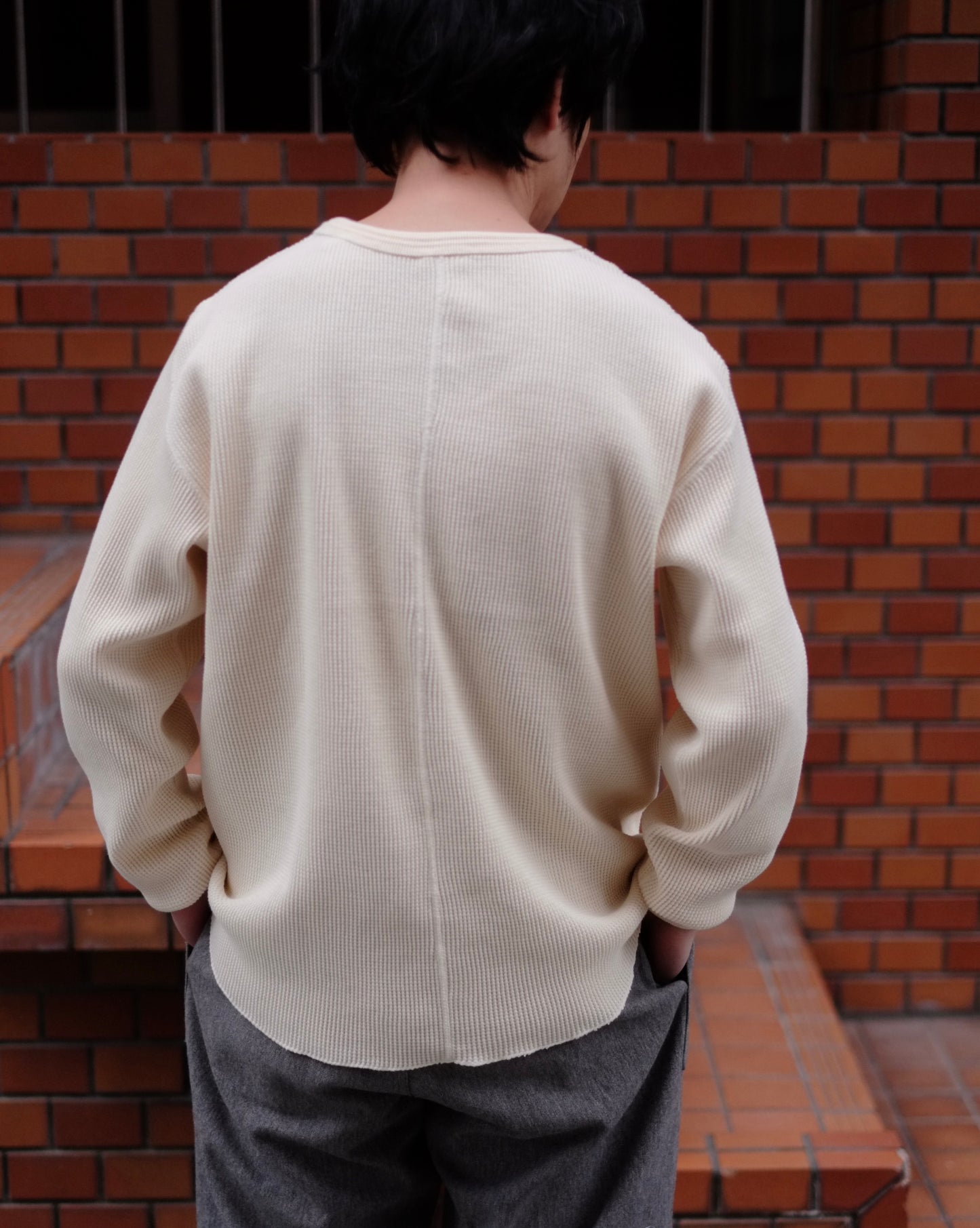 COLLECTION 003 WONDER ROOM ESSE - The Waffle