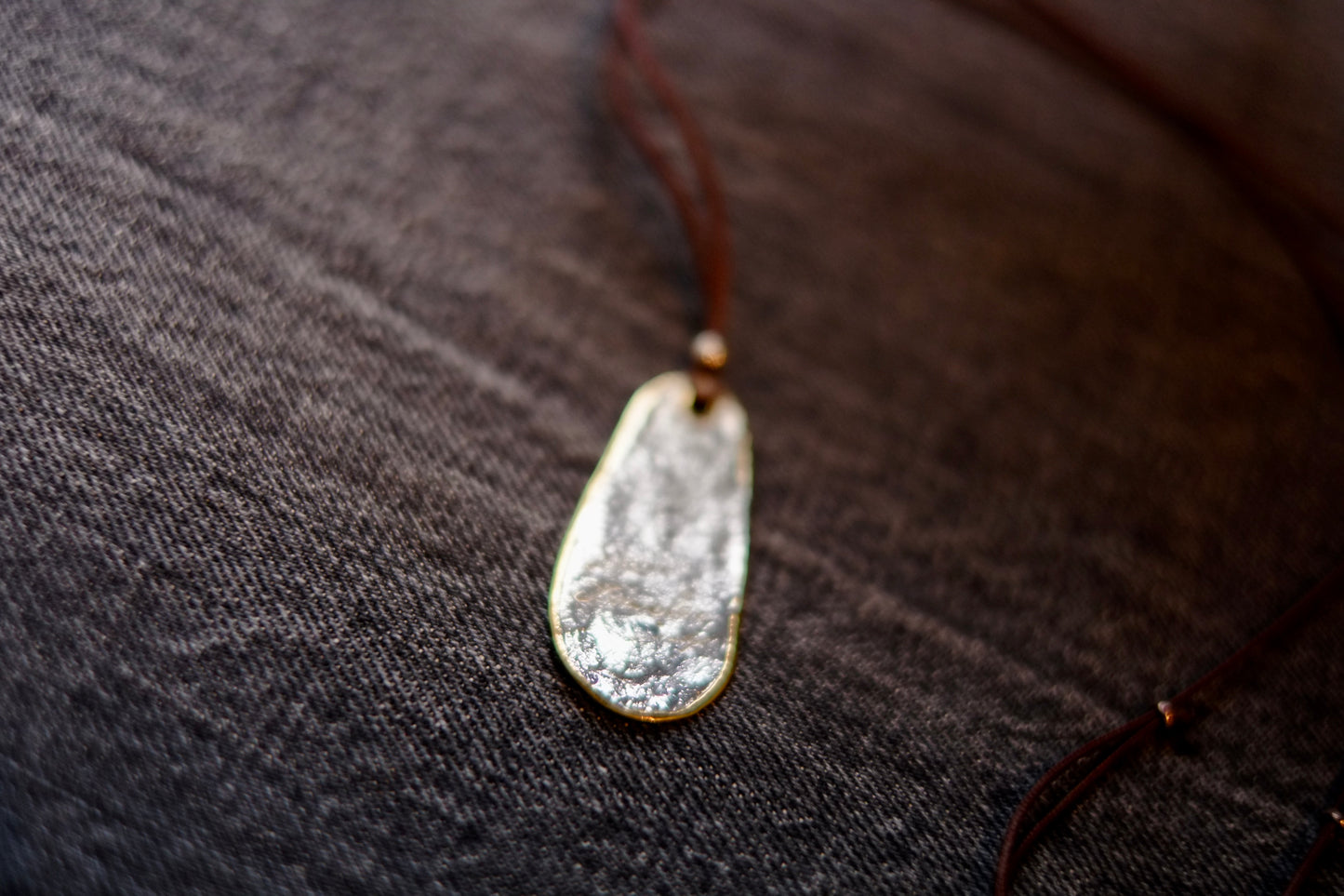 Taupe D motoike - Island Cord Necklace "Oval"