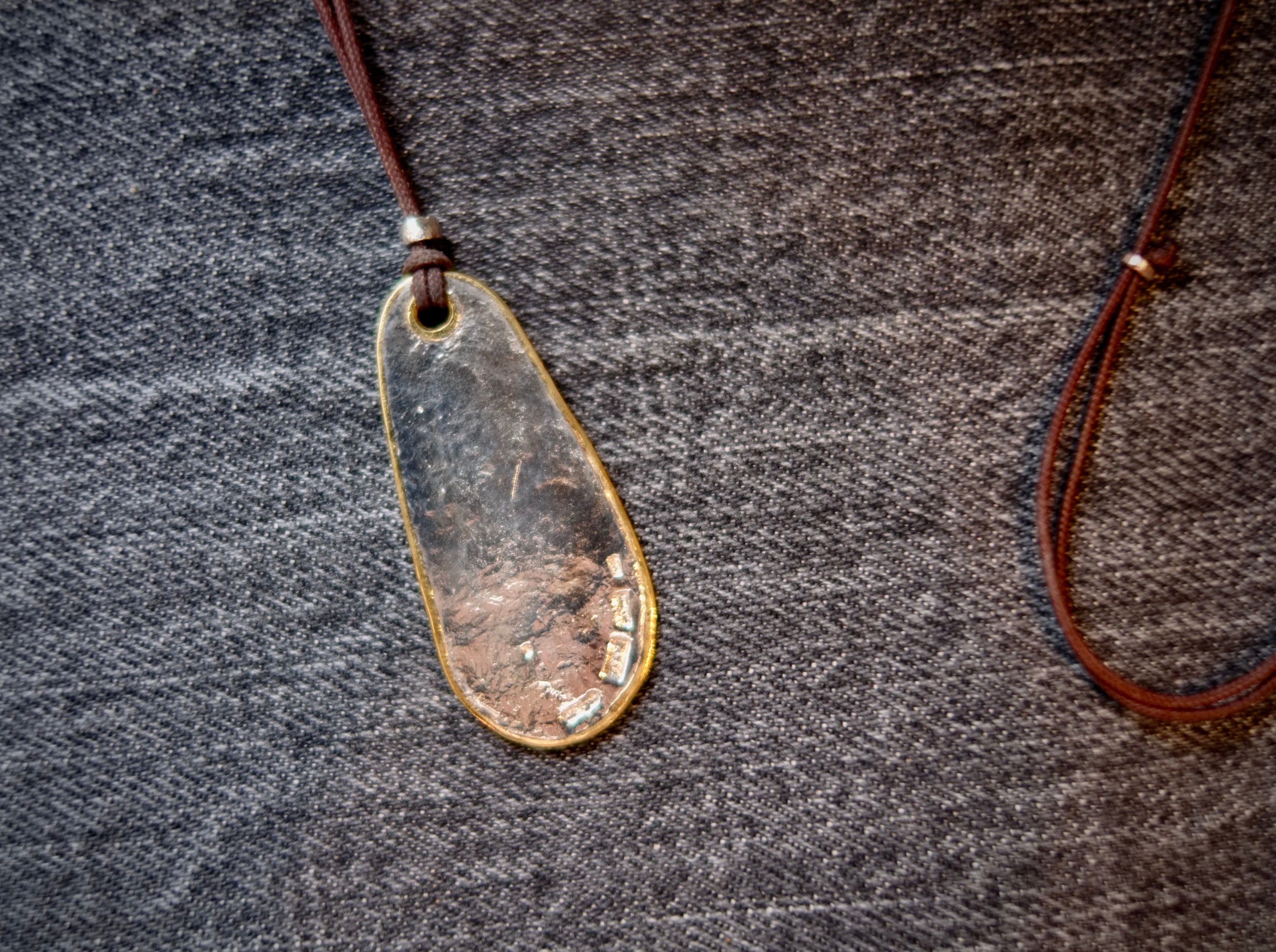 Taupe D motoike - Island Cord Necklace”Oval