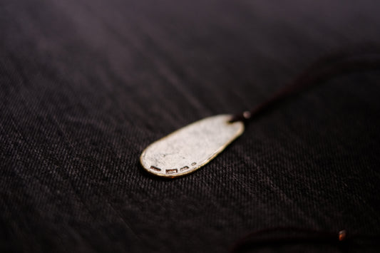 Taupe D motoike - Island Cord Necklace”Oval"