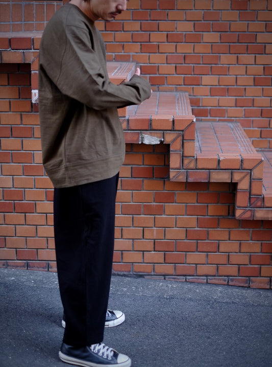COLLECTION 001 WONDER ROOM - L/S Crewneck Tee