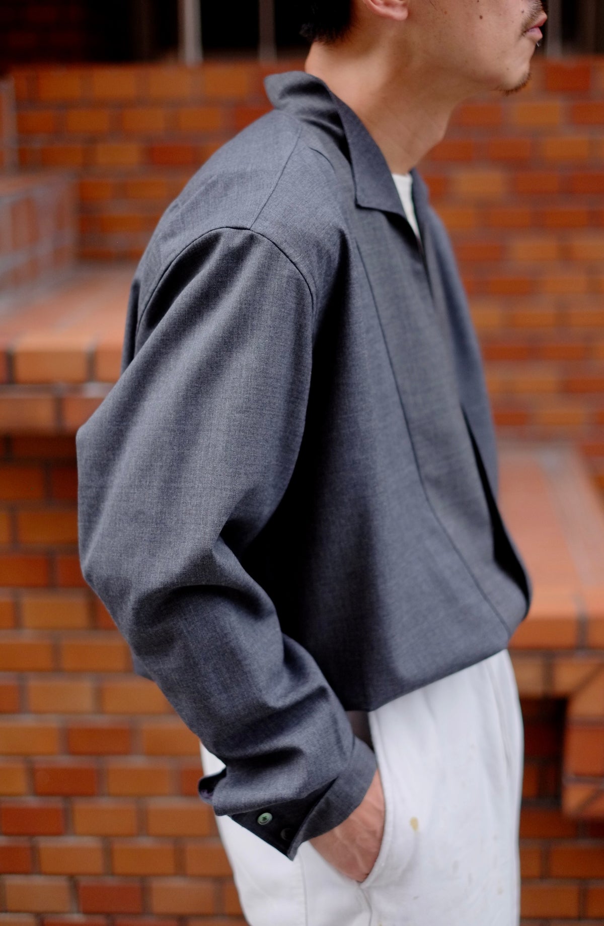 SARTO - HIGH TWIST WOOL WING COLLAR SHIRT