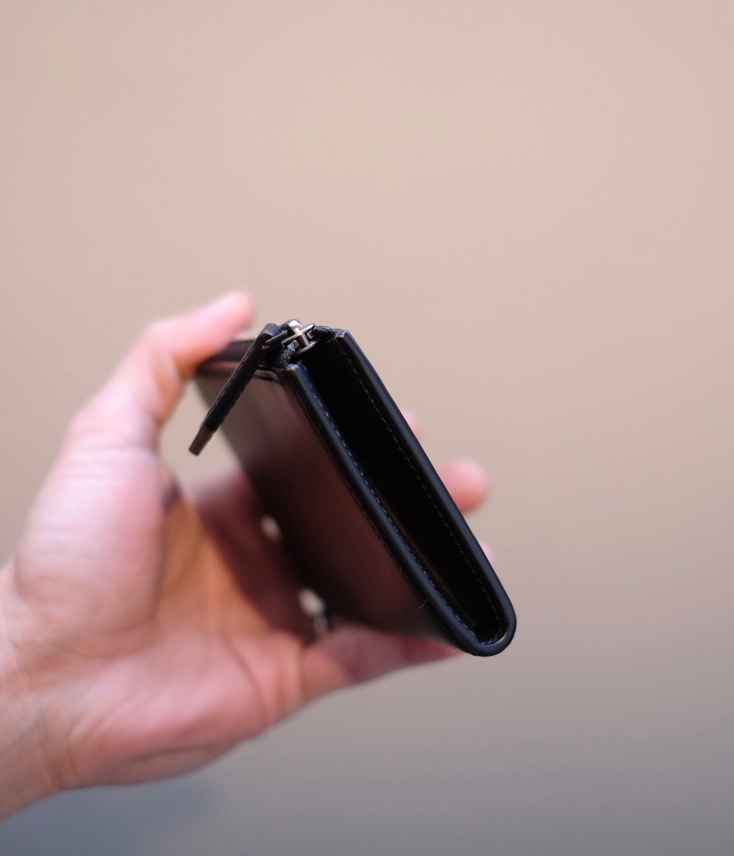 Crevaleathco / クレバレスコ  L ZIPマルチウオレット"B"