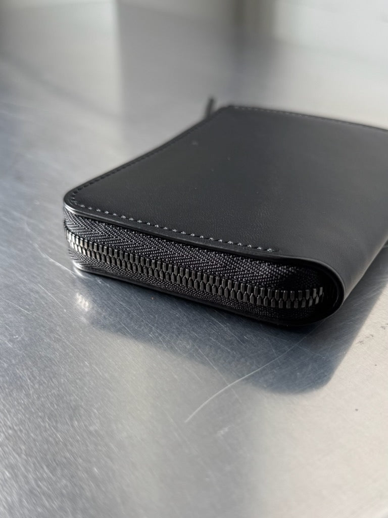 Crevaleathco / クレバレスコ  L ZIPマルチウオレット"B"